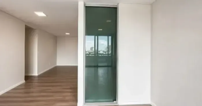 Apartamento para locação no Ed. Torre Lumiar