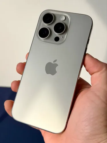 iPhone 15 PRO 256GB NATURAL TITÂNIO - ACEITAMOS TROCAS/PARCELAMENTO EM ATÉ 18x