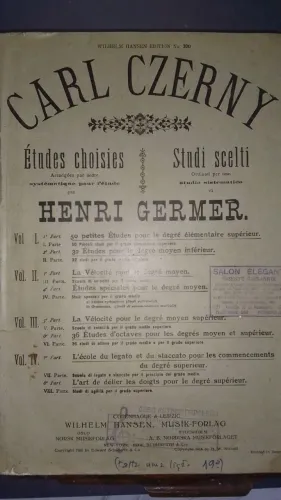 Manuais antigos de piano