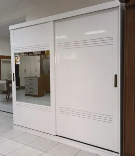 Guarda roupa Usado todo MDF