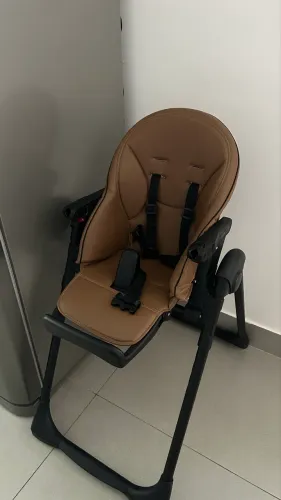 Cadeirinha de alimentação