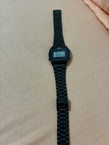 Relógio Casio Standard Digital B640WB-1ADF-SC | Preto - Iluminator