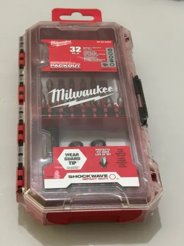 Jogo de bits Milwaukee 32 peças 