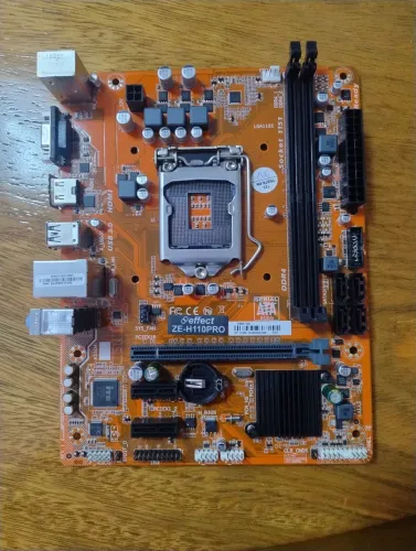 Placa mãe PCWare IPMH110G