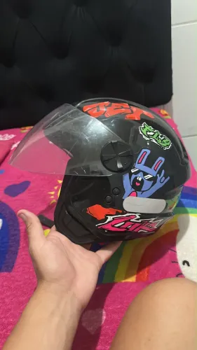 Capacete fly