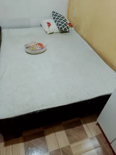 Cama boa tem pouco de espuma