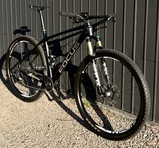 Mountain Bike Aro 29 - ACEITO TROCAS/PARCELAMENTO EM ATÉ 18x