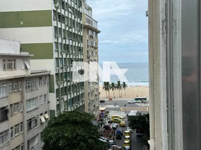 Apartamento : / Residencial / Copacabana