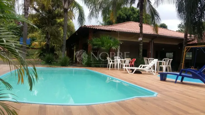 Chácara de lazer na Estrada Duzentão