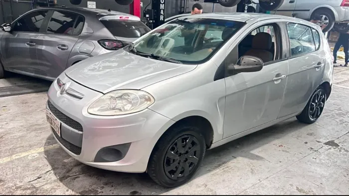 Fiat Palio Attractive 1.0 EVO Fire Flex 8V 5P 2015