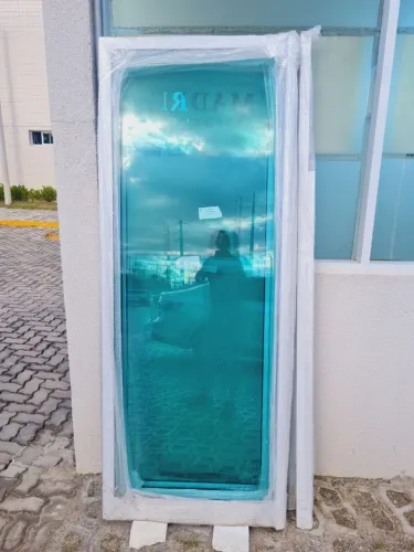Porta de correr de vidro