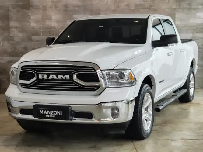Ram Classic Laramie 5.7 V8 16V Gasolina 4X4 Aut. 2023