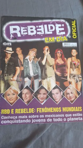 Revista em dia Rebelde