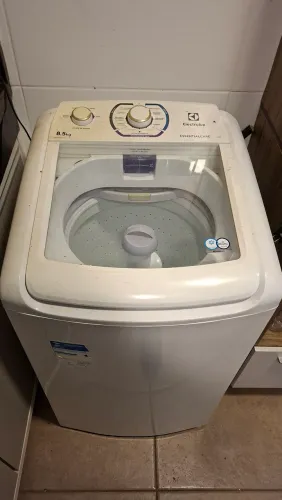 Máquina de lavar 8,5kg Eletrolux