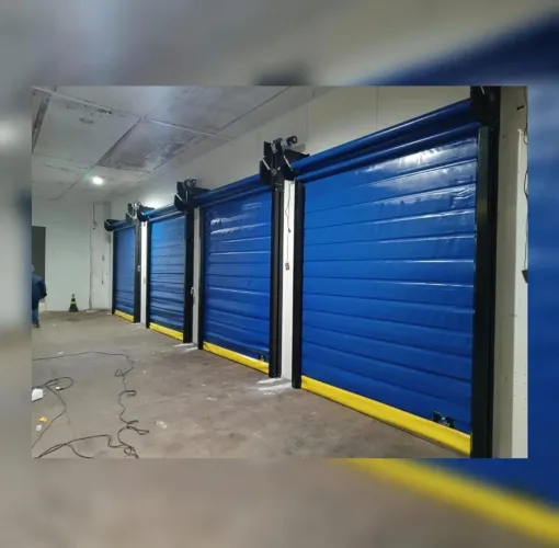 Portas rápidas,industriais e portas de aço