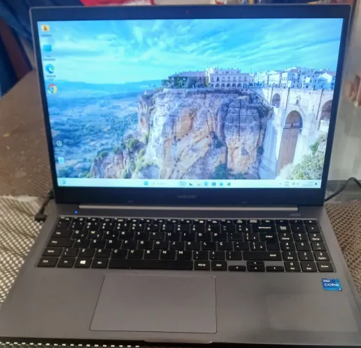 Notebook Samsung Core i7 Windows 11 pro
