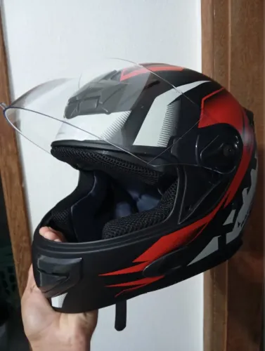 Capacete Mixs tamanho 60 vermelho