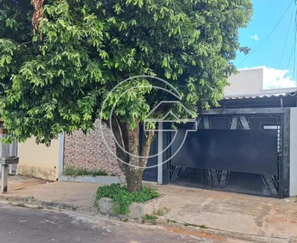 VENDE-SE Residência NO PALMITAL - MARÍLIA/SP