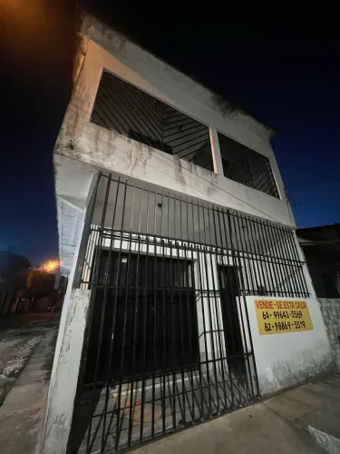 Primeiro andar com 3 quartos e 1 suite