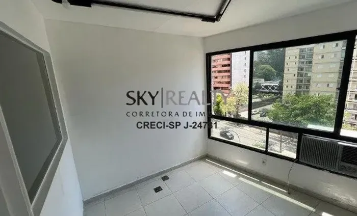 Sala comercial a venda na Vila Andrade 55 metros, 2 vagas!
