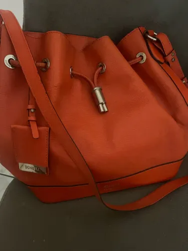 Bolsa Schutz laranja