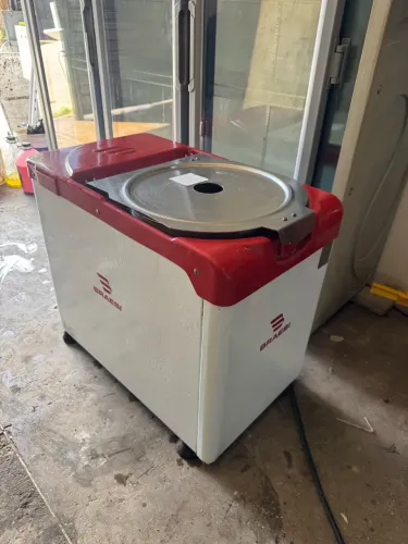 Masseira 25 kg semi-novo Braesi