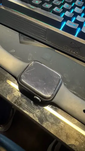 Apple Watch s9 45mm