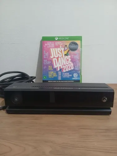 Kinect Xbox One com Jogo