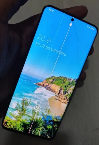Samsung galaxy s20 + 128 gb 12 gb RAM