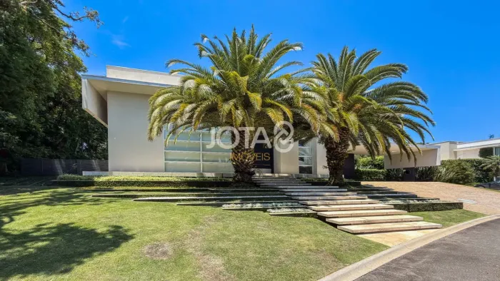 CASA EM CONDOMÍNIO CAMPO COMPRIDO 4 SUÍTES Casa Condomínio 4 Suítes Campo Comprido J8