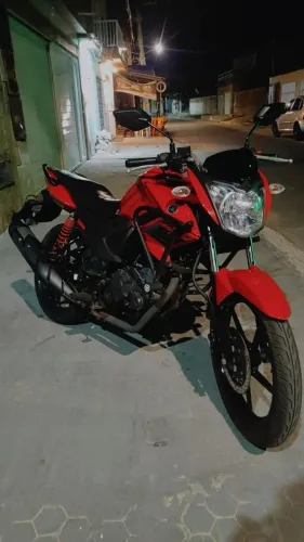 Vendo fazer 150 novíssima 