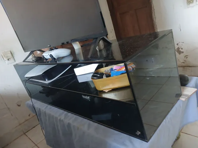 Vendo estante de vidro