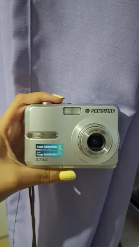 Câmera Samsung S760 (leia a descrição) 