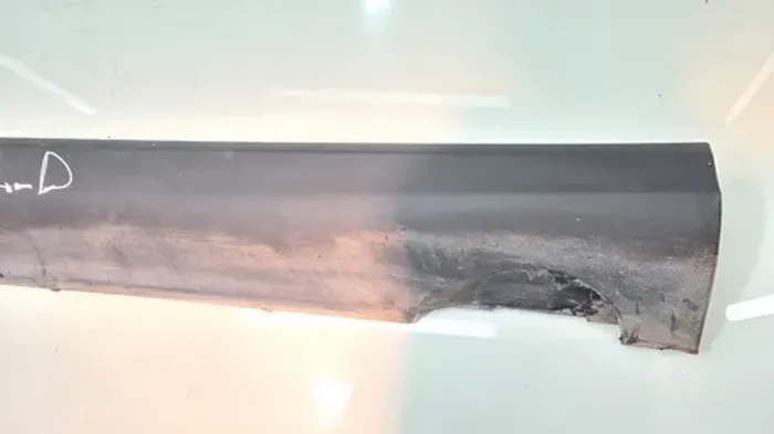 Spoiler Caixa Ar Lado Direito Volvo Xc60 Ano 2010 2011 Preto