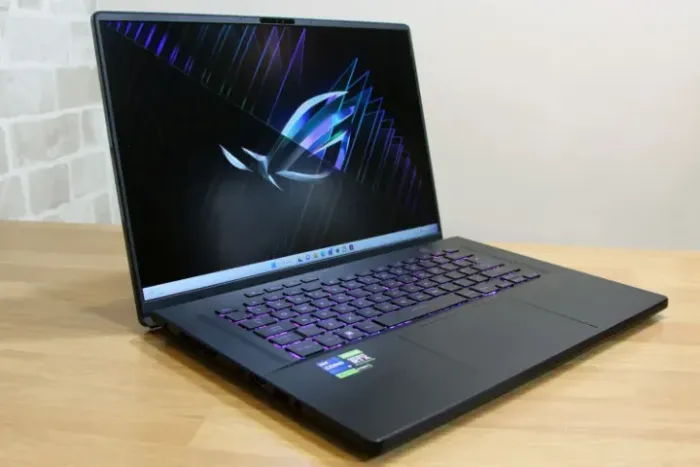 ROG Zephyrus M16 - Rtx 3070ti - 24gb RAM - 500gb SSD m2 gen 4 - Processador i9 12HX
