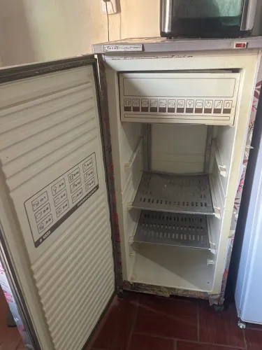 Freezer PROSDOCIMO