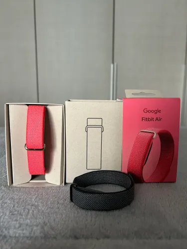Google Fitbit Cor preta e Rosa( as duas juntas) usada por 1 mês