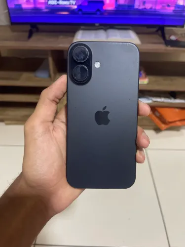 iPhone 16 tenho caixa , todo original!!