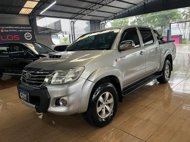 Toyota Hilux CD D4-d 4X4 3.0 TDI Dies. Mec. 2015