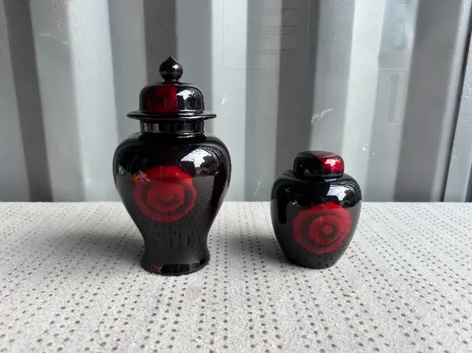 Par Vintage de vasos vermelhos estilo Maruni japonês