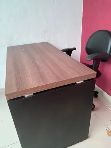 Mesa de escritório ou estudo
