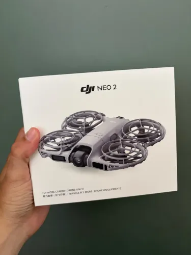 Drone DJI NEO 2 - NOVO - combo 3 baterias sem controle