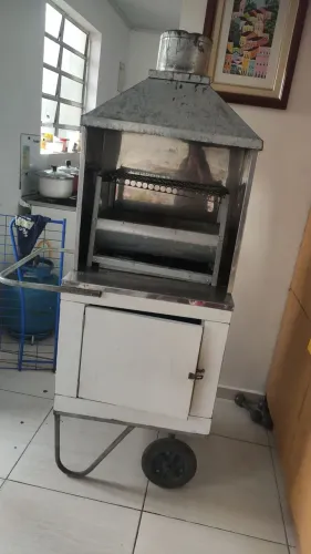 Carrinho de churrasco