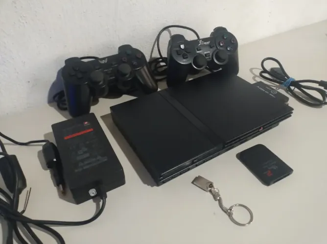 Playstation 2 completo com pendrive 64 gb