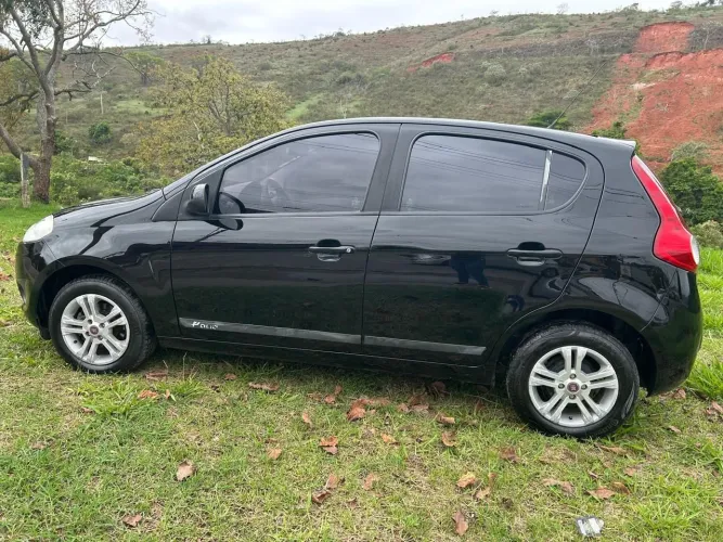 Fiat Palio Attractive 1.0 EVO Fire Flex 8V 5P 2013