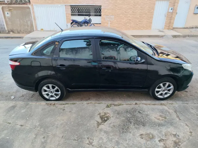 Fiat Grand Siena Attrac. 1.4 EVO F.flex 8V 2015