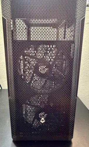 Gabinete Gamer Preto Pequeno
