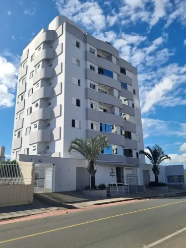 Imóvel para aluguel possui 60 metros quadrados com 2 quartos em Centro - Tubarão - SC
