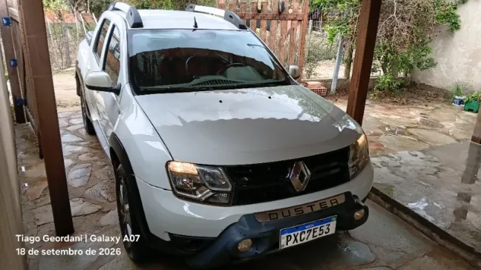 Renault Duster Oroch Dyna. 2.0 Hi-flex 16V Mec. 2016