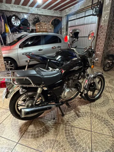     Suzuki Intruder 2015/2016 - Muito Conservada